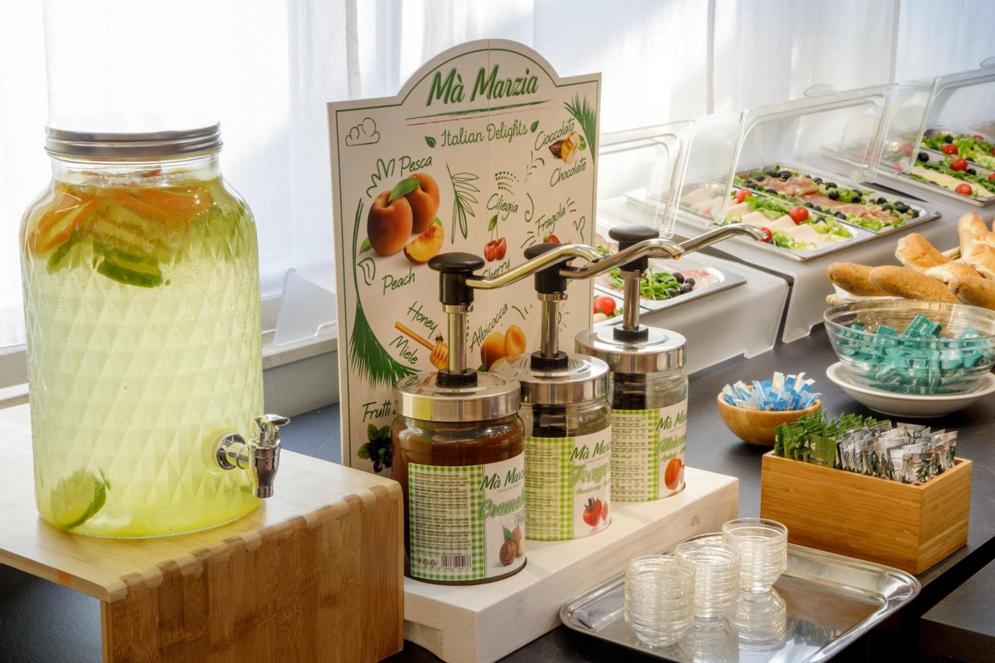 רומא Hotel Marc'Aurelio מראה חיצוני תמונה
