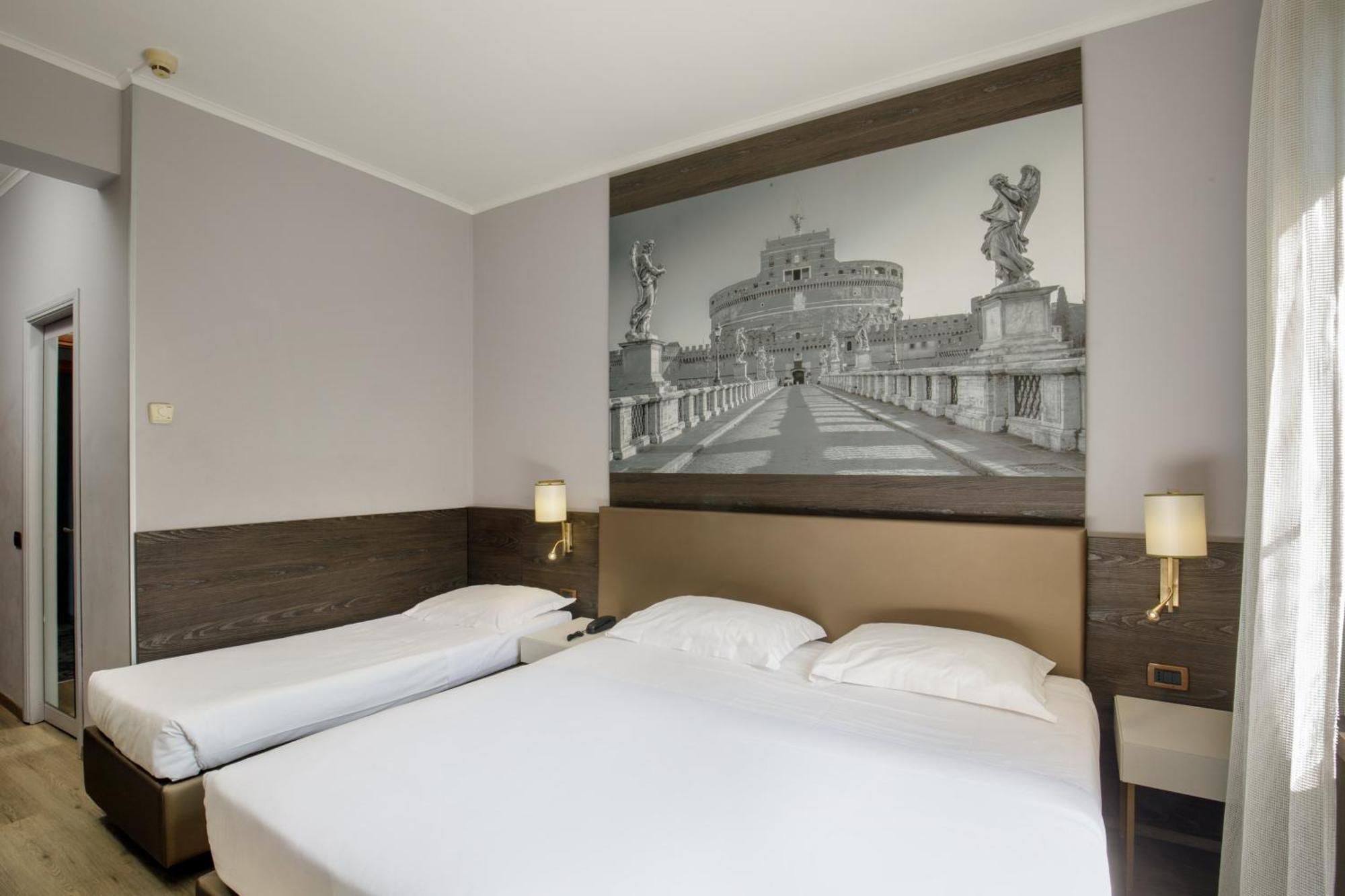 רומא Hotel Marc'Aurelio מראה חיצוני תמונה